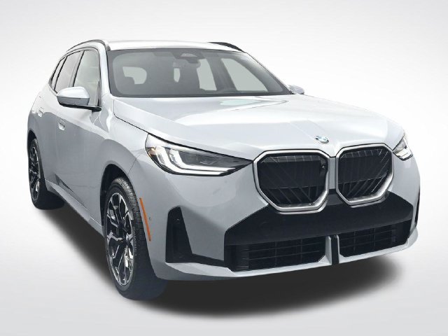 New 2026 BMW X3 xDrive30i w/ Premium Package AWD/4WD image 2