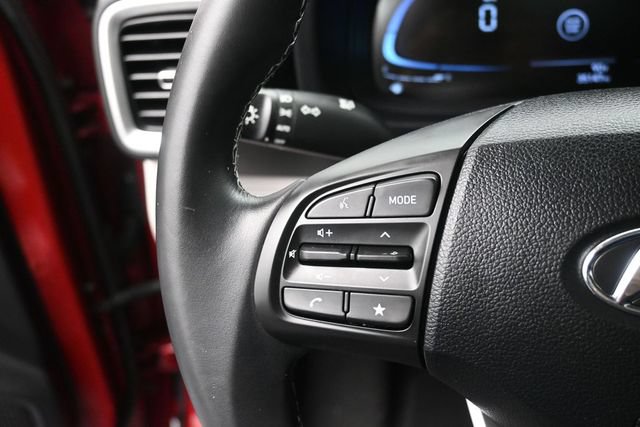 Used 2024 Hyundai Venue SEL FWD image 7