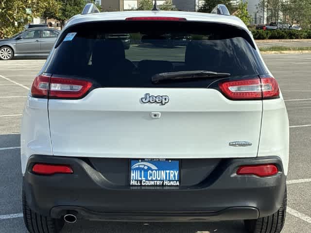 Used 2014 Jeep Cherokee Latitude FWD image 5