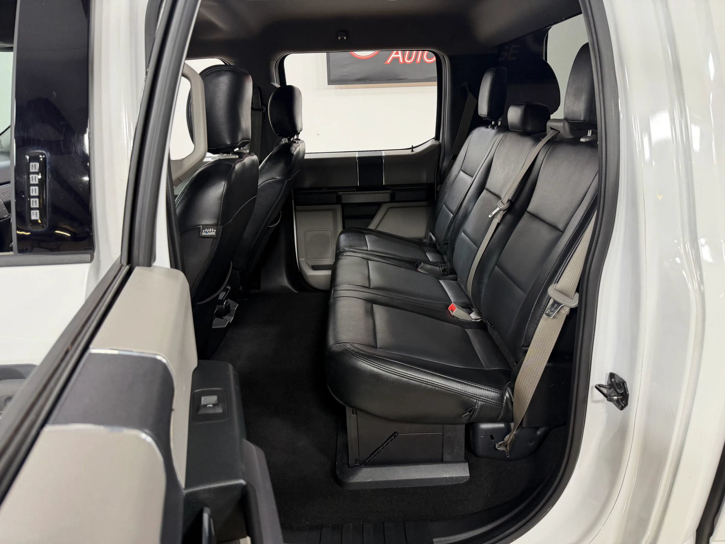 Used 2019 Ford F250 XLT AWD/4WD image 16