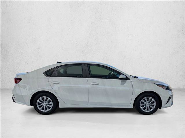 Used 2023 Kia Forte LX FWD image 4