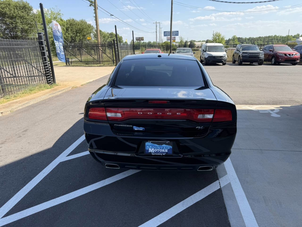 Used 2014 Dodge Charger R/T RWD image 5