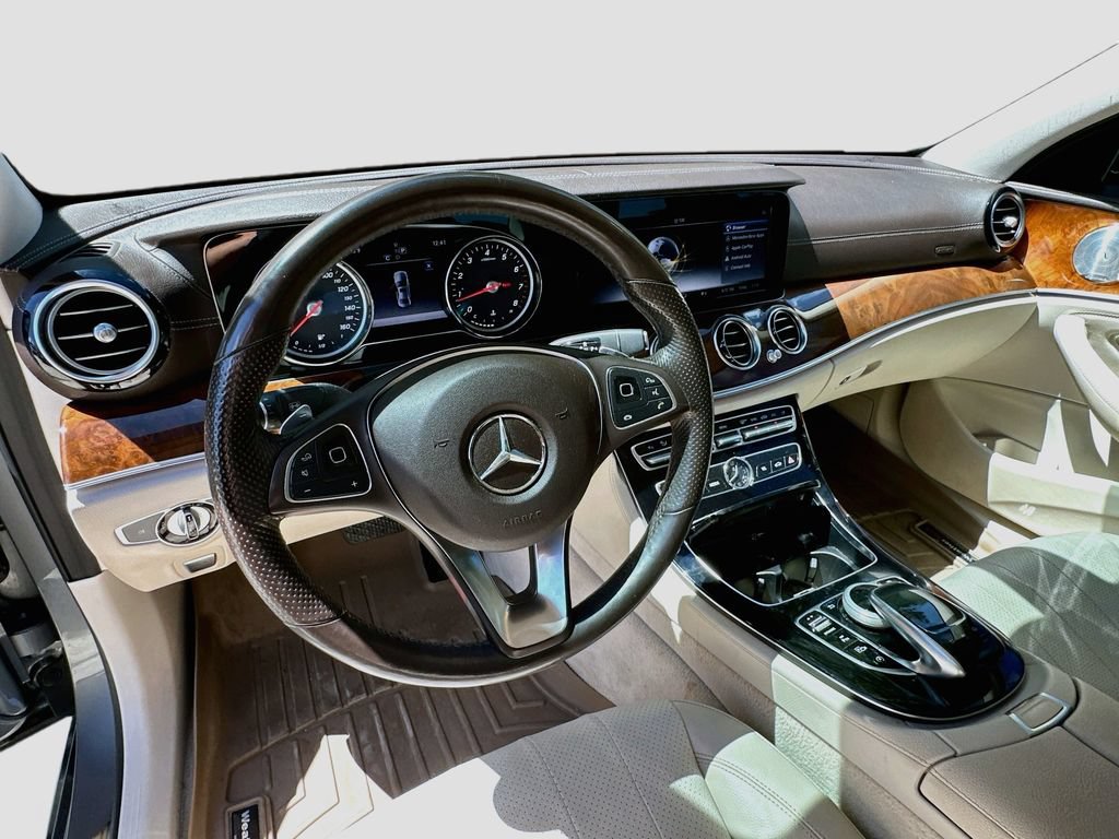 Certified 2018 Mercedes-Benz E 300 image 11