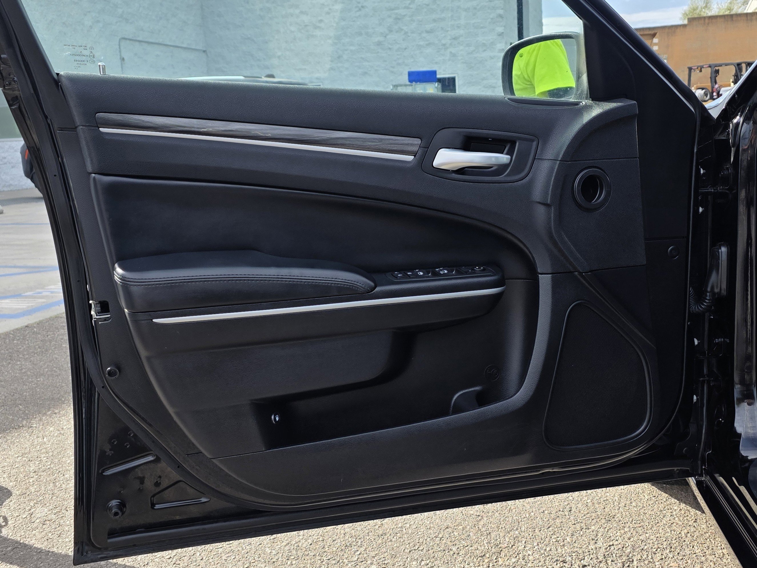 Certified 2021 Chrysler 300 Touring w/ Sport Appearance Package image 18