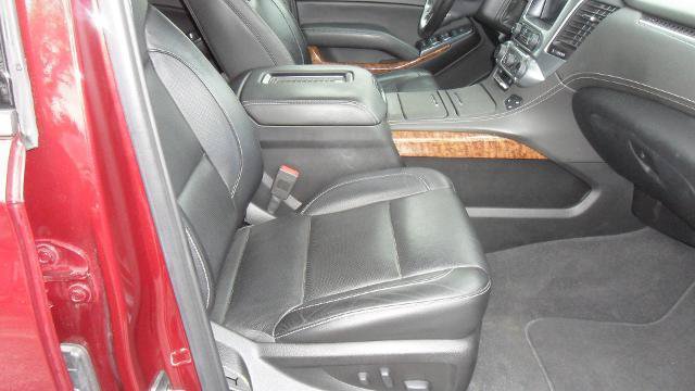 Used 2020 Chevrolet Tahoe Premier AWD/4WD image 16