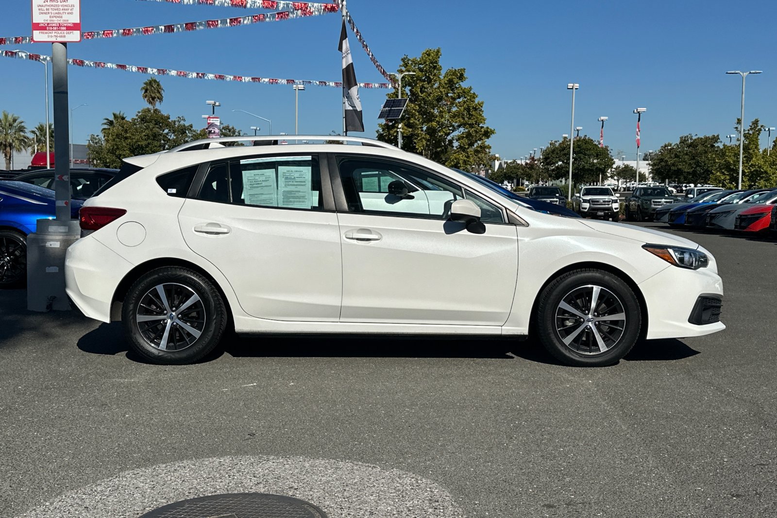 Used 2022 Subaru Impreza 2.0i Premium w/ Popular Package #3 AWD/4WD image 3
