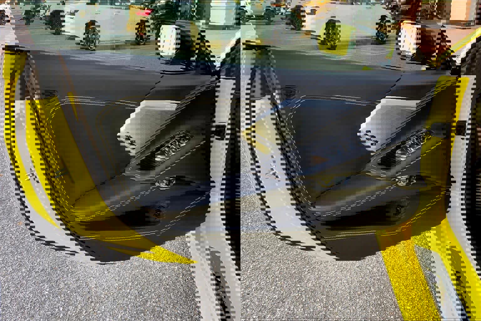 Certified 2021 Chevrolet Corvette Stingray Premium Conv w/ Z51 Performance Package image 17