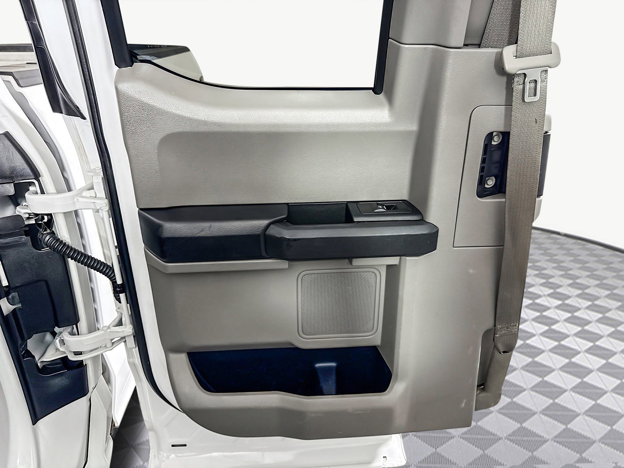 Used 2020 Ford F150 XL w/ Equipment Group 101A Mid image 25