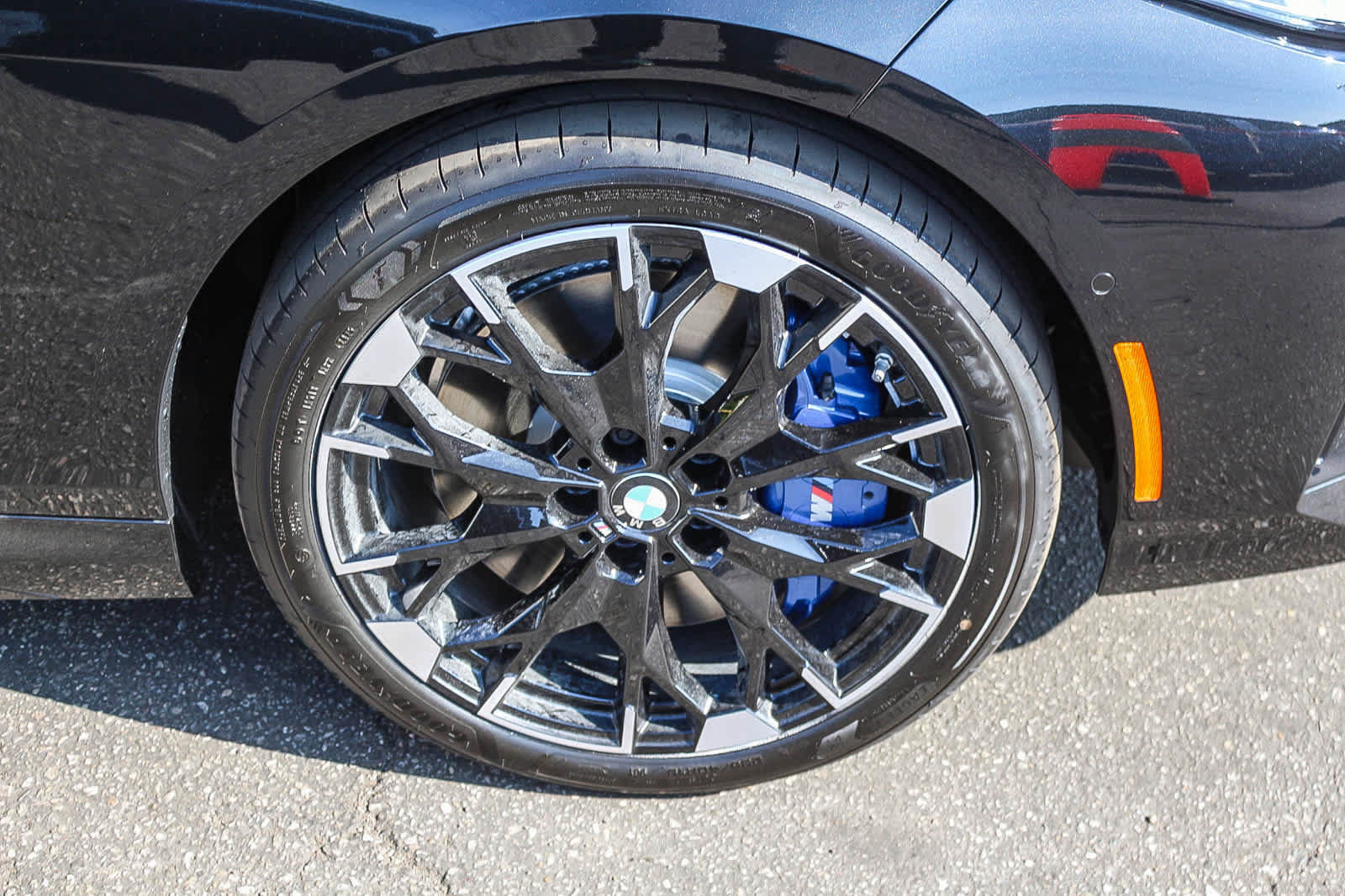 Used 2026 BMW M235i xDrive w/ Premium Package AWD/4WD image 9