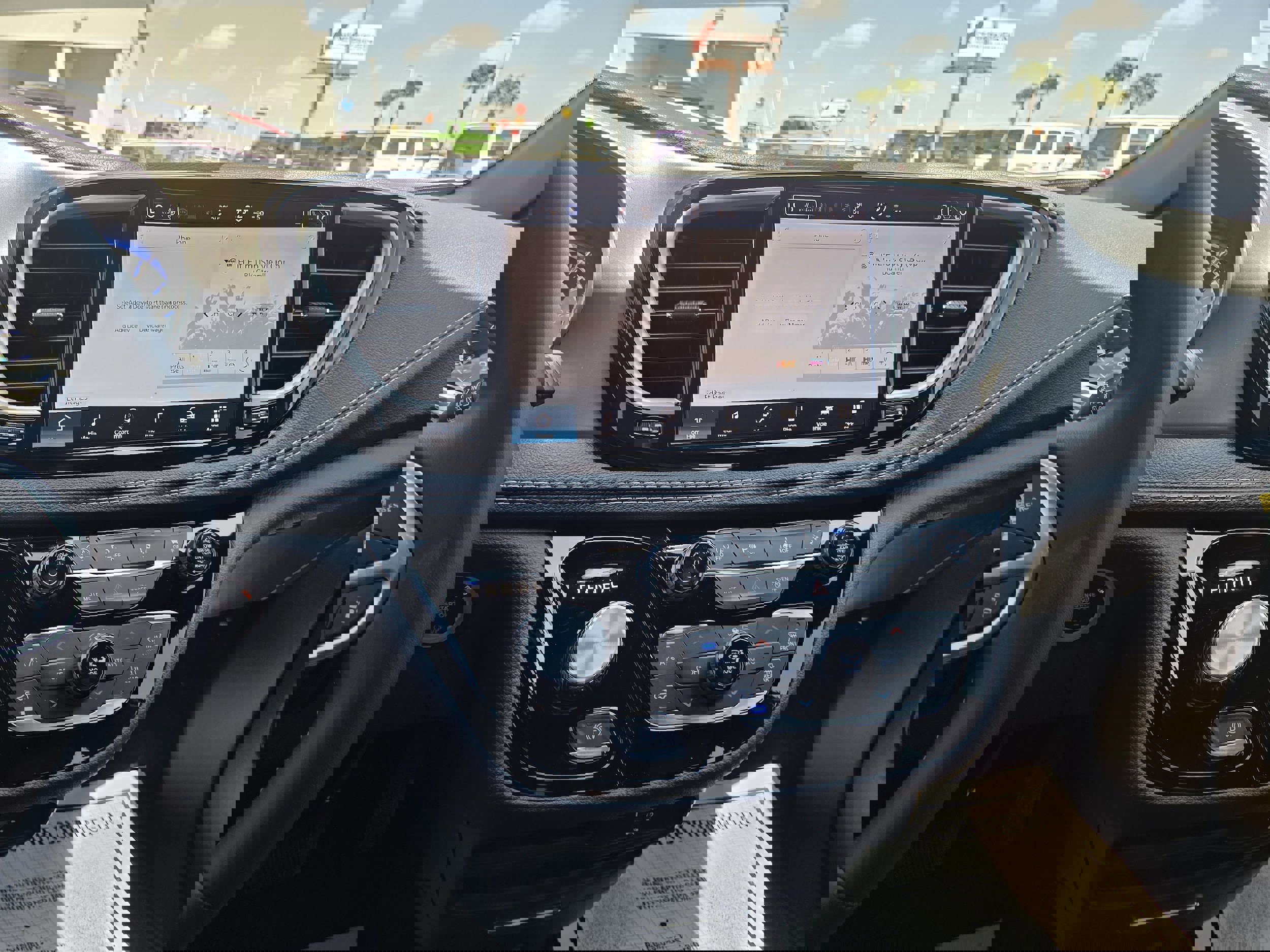 New 2026 Chrysler Pacifica Select image 32