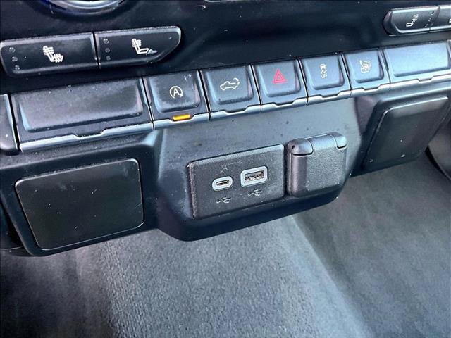 Used 2021 Chevrolet Silverado 1500 RST RWD image 25