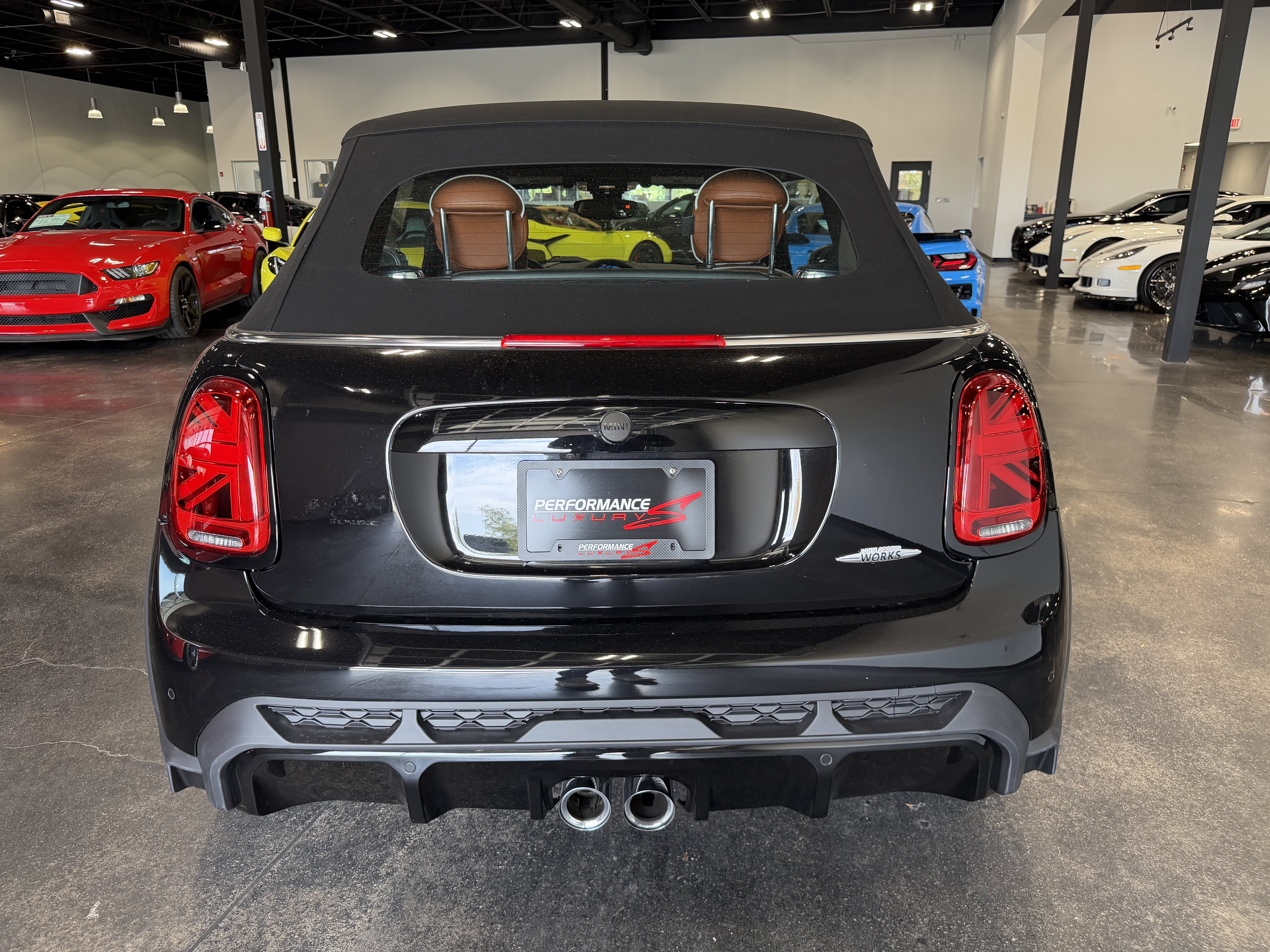 Used 2022 MINI Cooper John Cooper Works w/ Driver Assistance Package FWD image 9