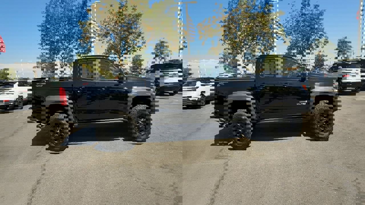 Used 2021 Chevrolet Colorado ZR2 w/ Colorado ZR2 Bison Edition image 8