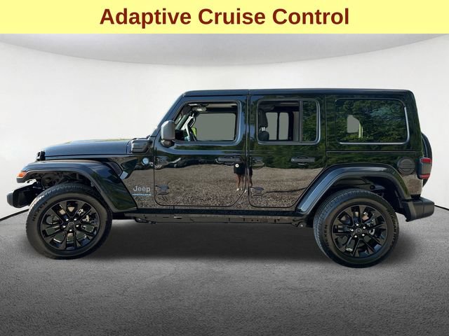 Used 2025 Jeep Wrangler Unlimited Sahara w/ Safety Group AWD/4WD image 6