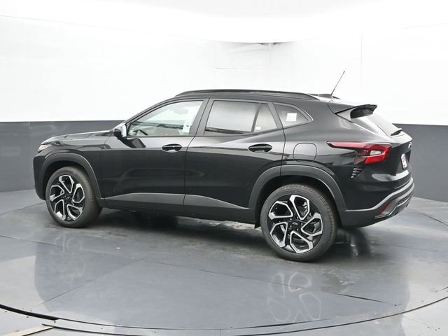 New 2026 Chevrolet Trax RS w/ Sunroof Package FWD image 8