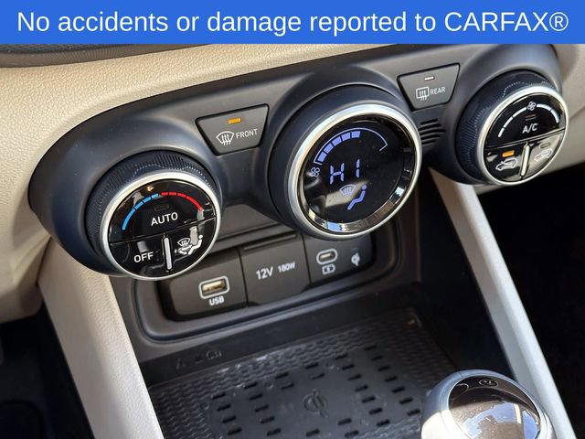 Used 2023 Hyundai Venue Limited image 26