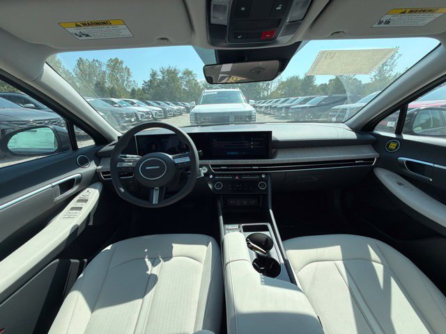New 2026 Hyundai Sonata Blue FWD image 16