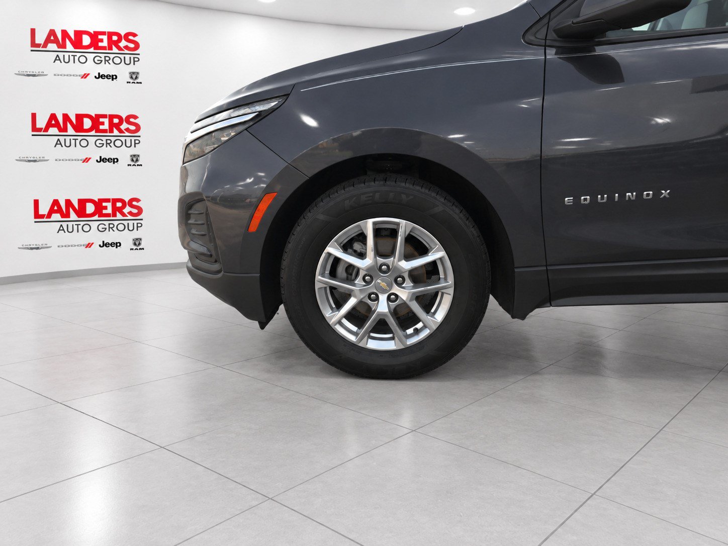 Used 2022 Chevrolet Equinox LS w/ LS Convenience Package FWD image 8