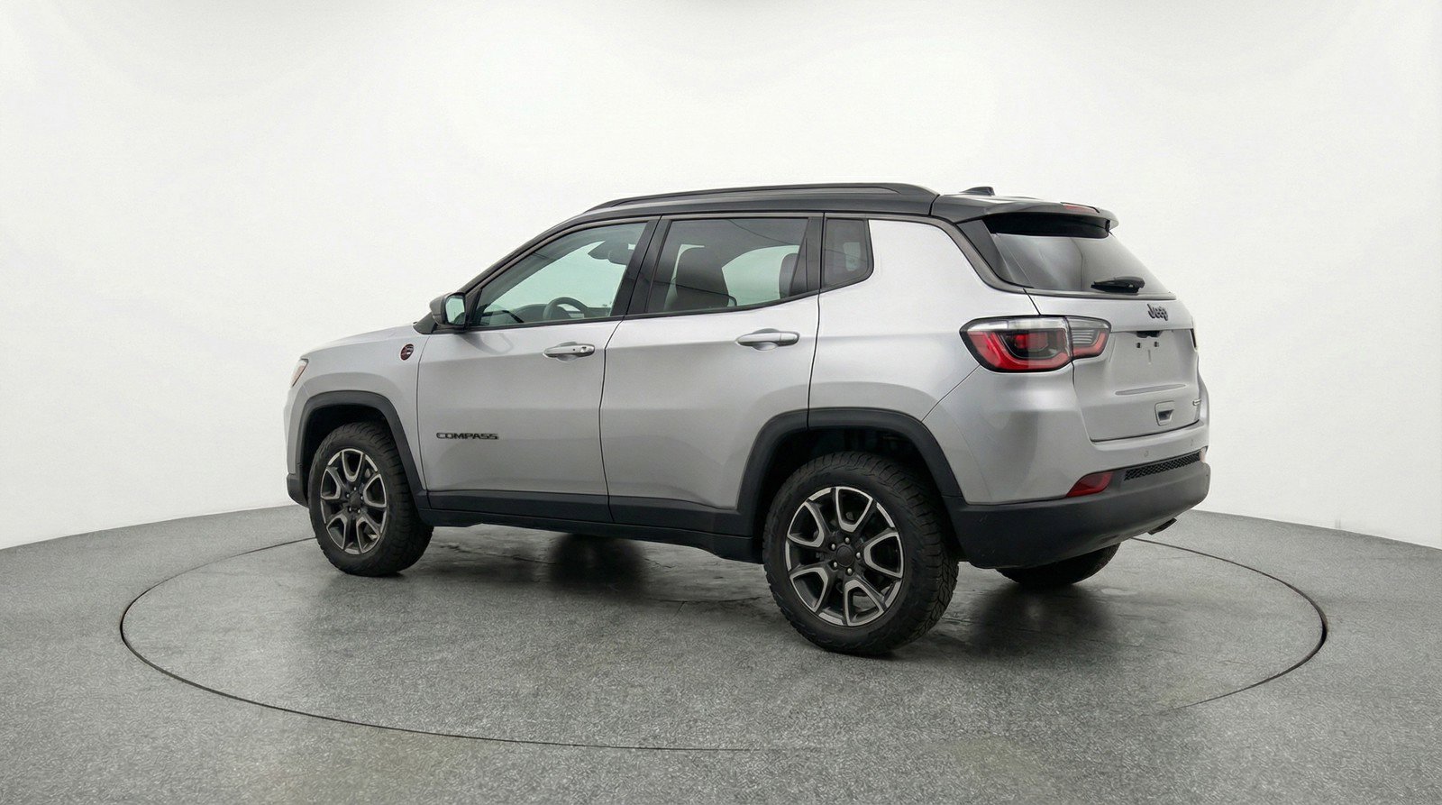Used 2025 Jeep Compass Trailhawk w/ Trailer Tow Group image 6
