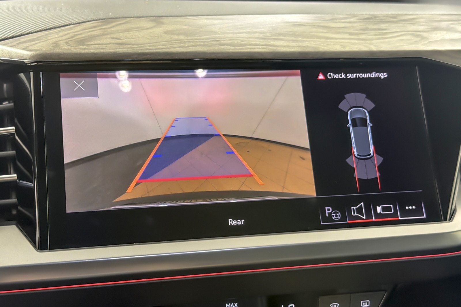Certified 2023 Audi Q4 e-tron Prestige AWD/4WD image 19