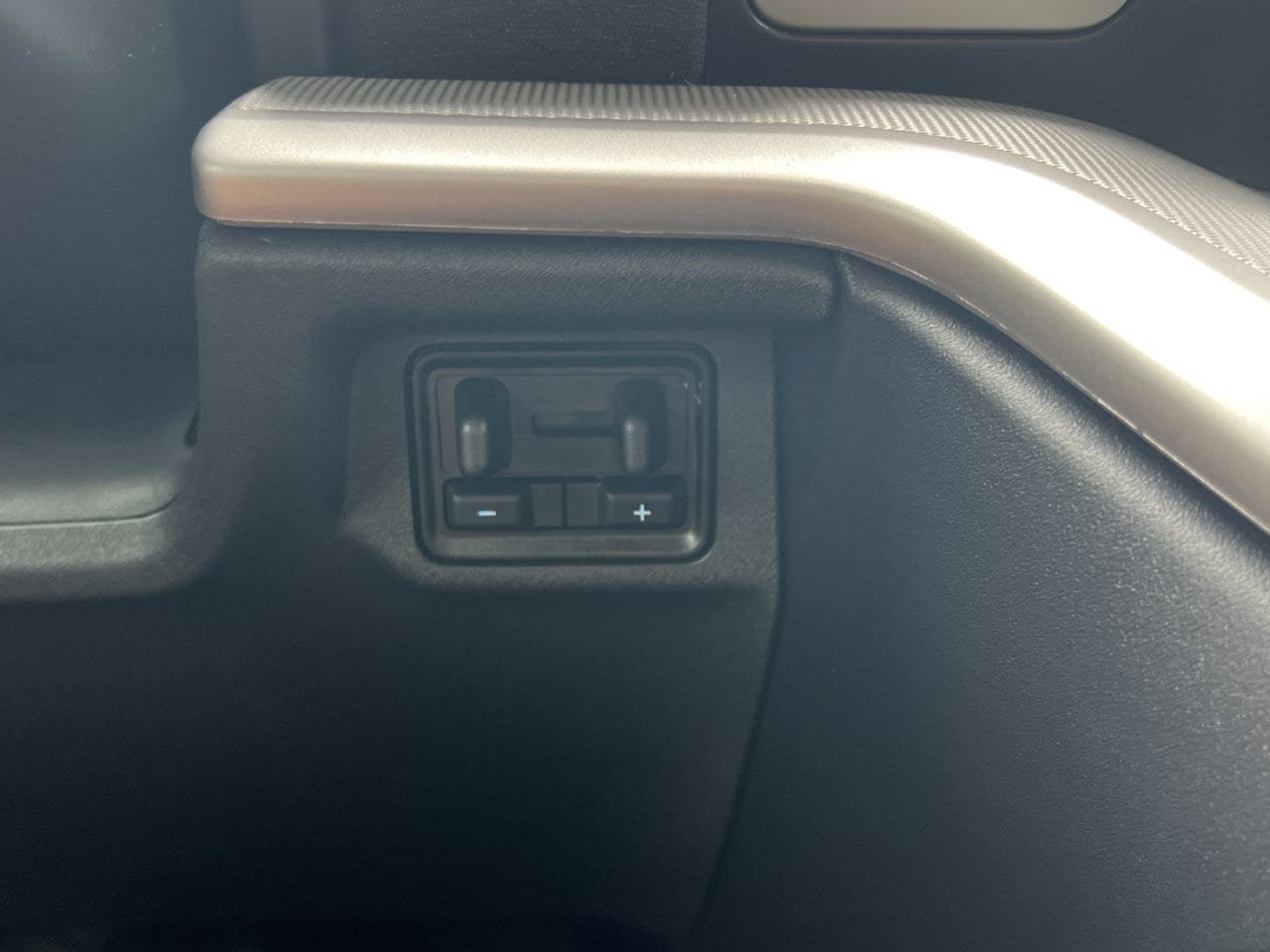 New 2026 Ford Expedition Active RWD image 7