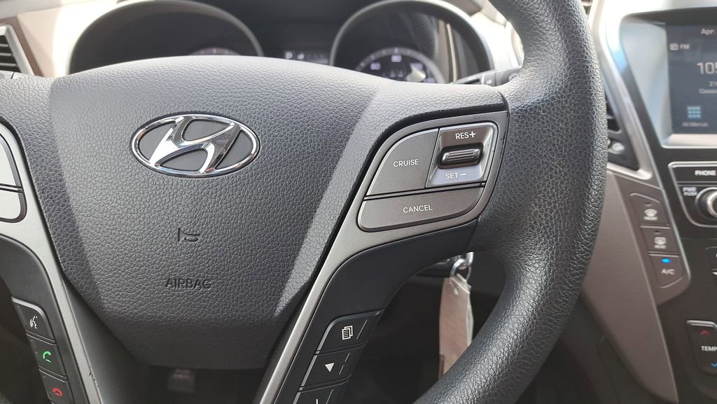 Used 2018 Hyundai Santa Fe SE w/ Cargo Package FWD image 31