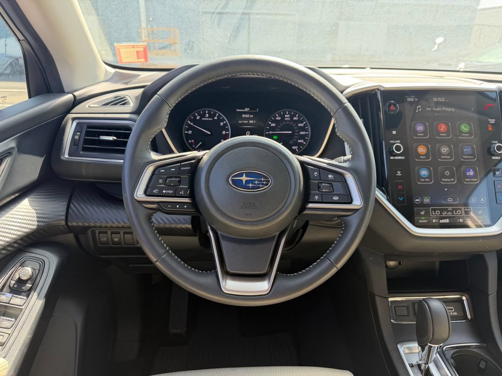 Used 2025 Subaru Ascent Premium AWD/4WD image 8