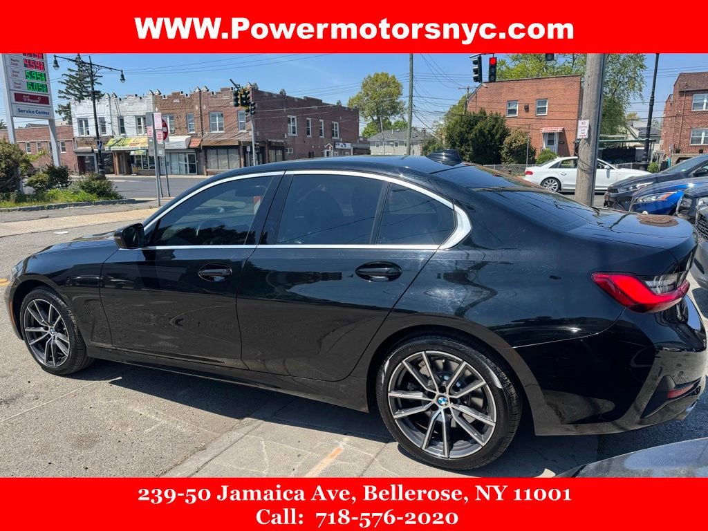 Used 2019 BMW 330i xDrive Sedan w/ Driving Assistance Package AWD/4WD image 3