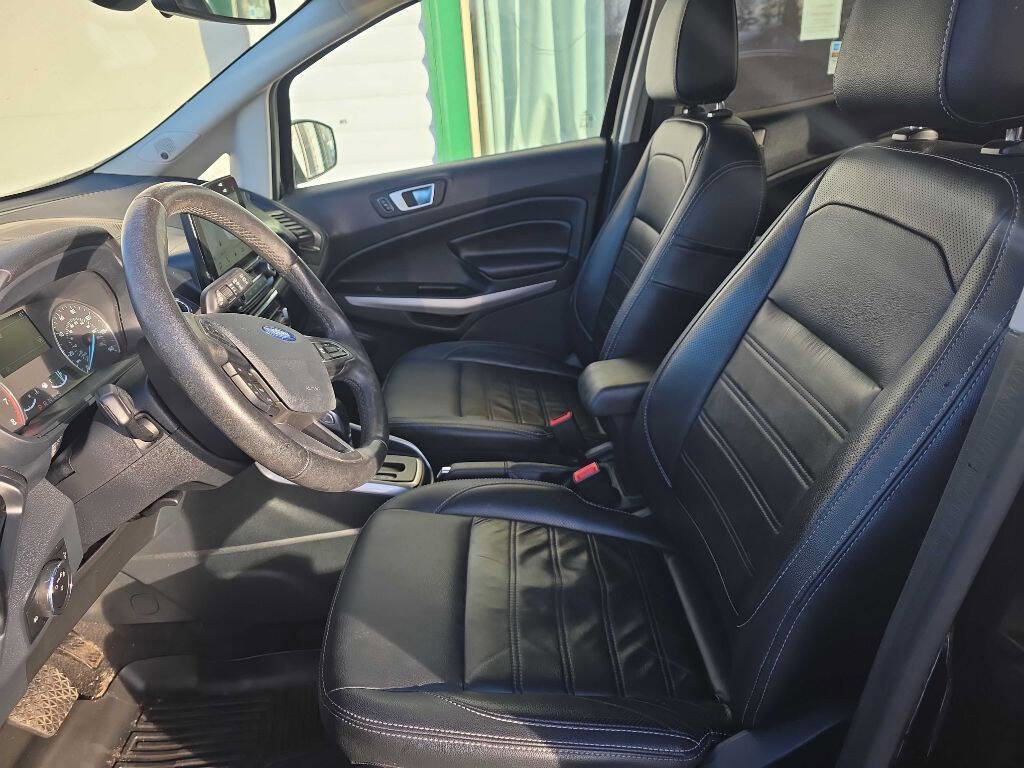 Used 2018 Ford EcoSport Titanium w/ Titanium Cold Weather Package image 10