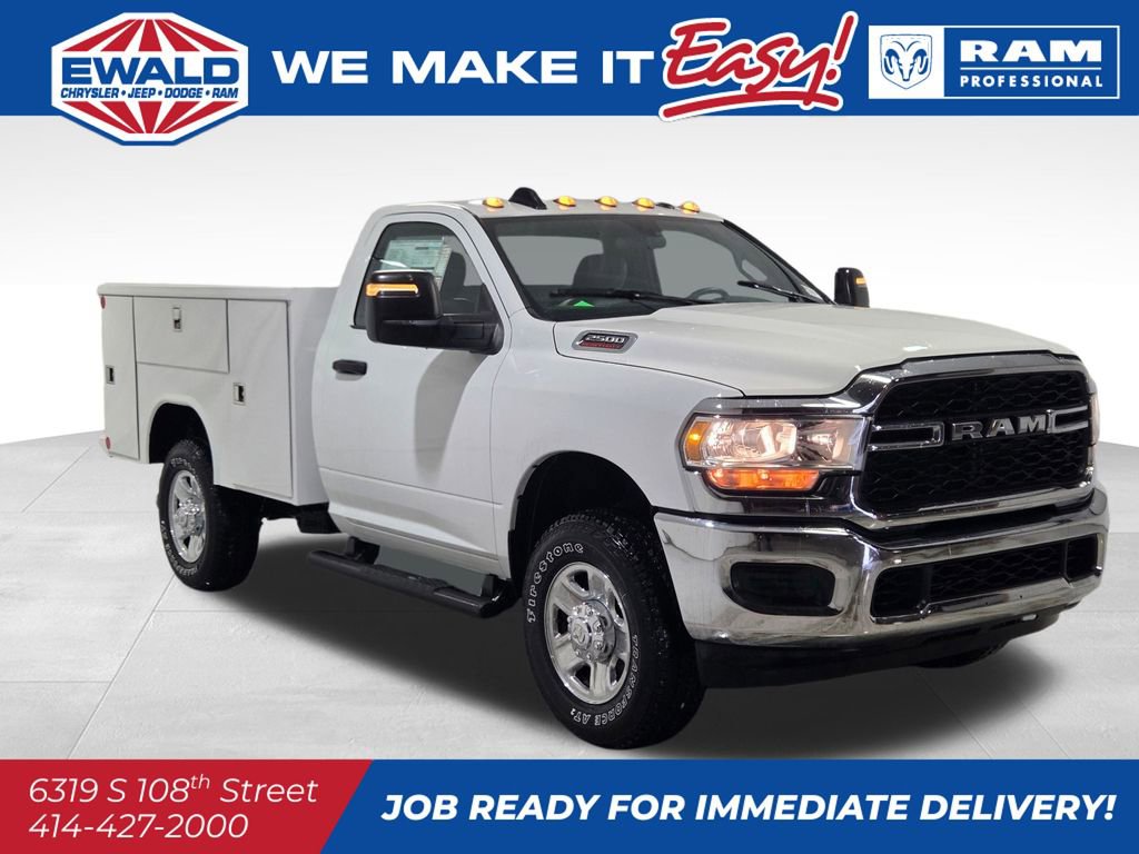 New 2024 RAM 2500 Tradesman w/ Chrome Appearance Group