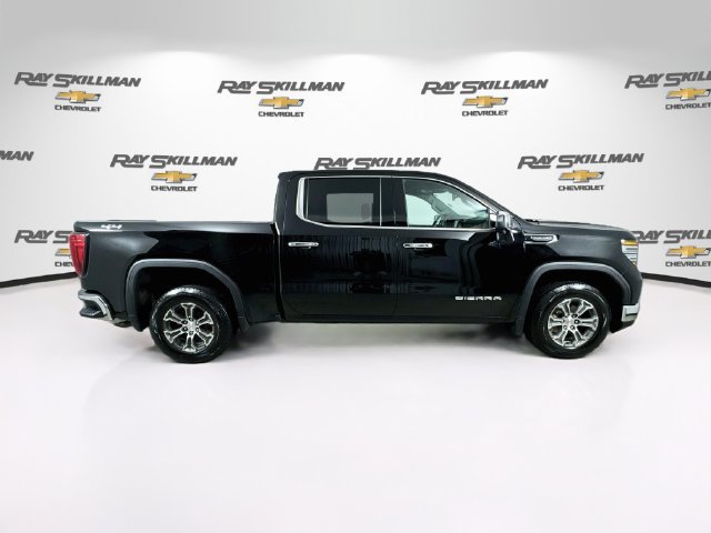 Used 2025 GMC Sierra 1500 SLT AWD/4WD image 8
