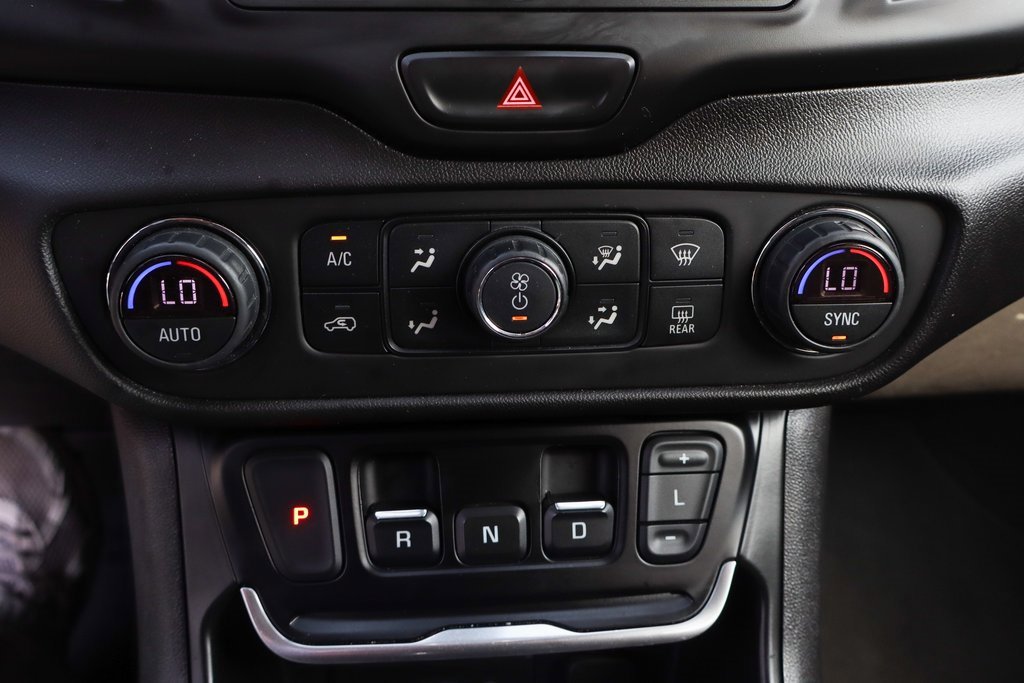 Used 2020 GMC Terrain SLE w/ Driver Convenience Package image 36