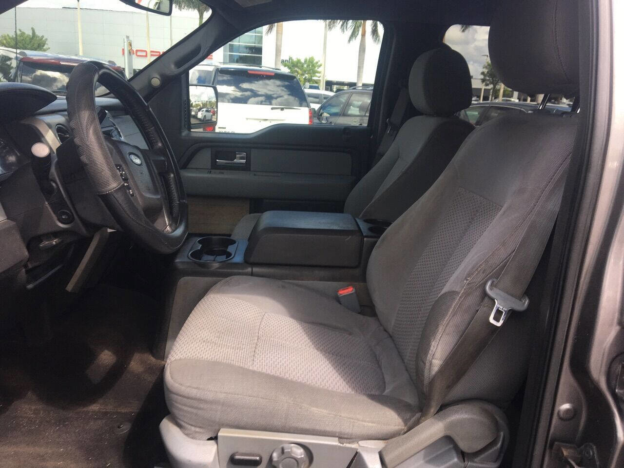 Used 2014 Ford F150 XLT w/ XLT Convenience Package image 18