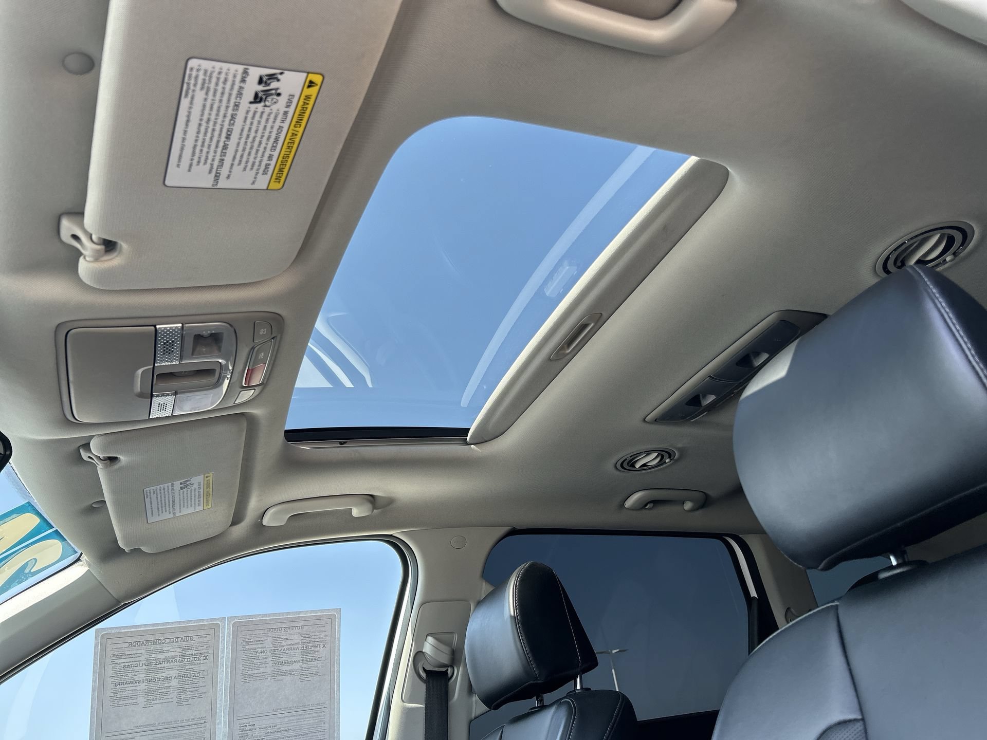 Used 2024 Kia Telluride S w/ S Sunroof Package FWD image 16
