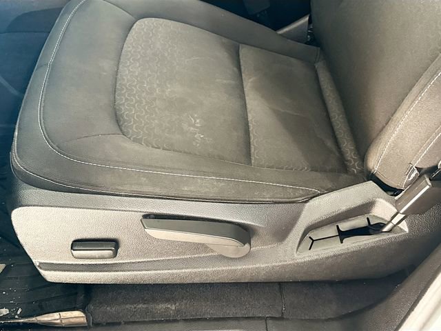 Used 2020 GMC Canyon SLE w/ Elevation Edition image 16