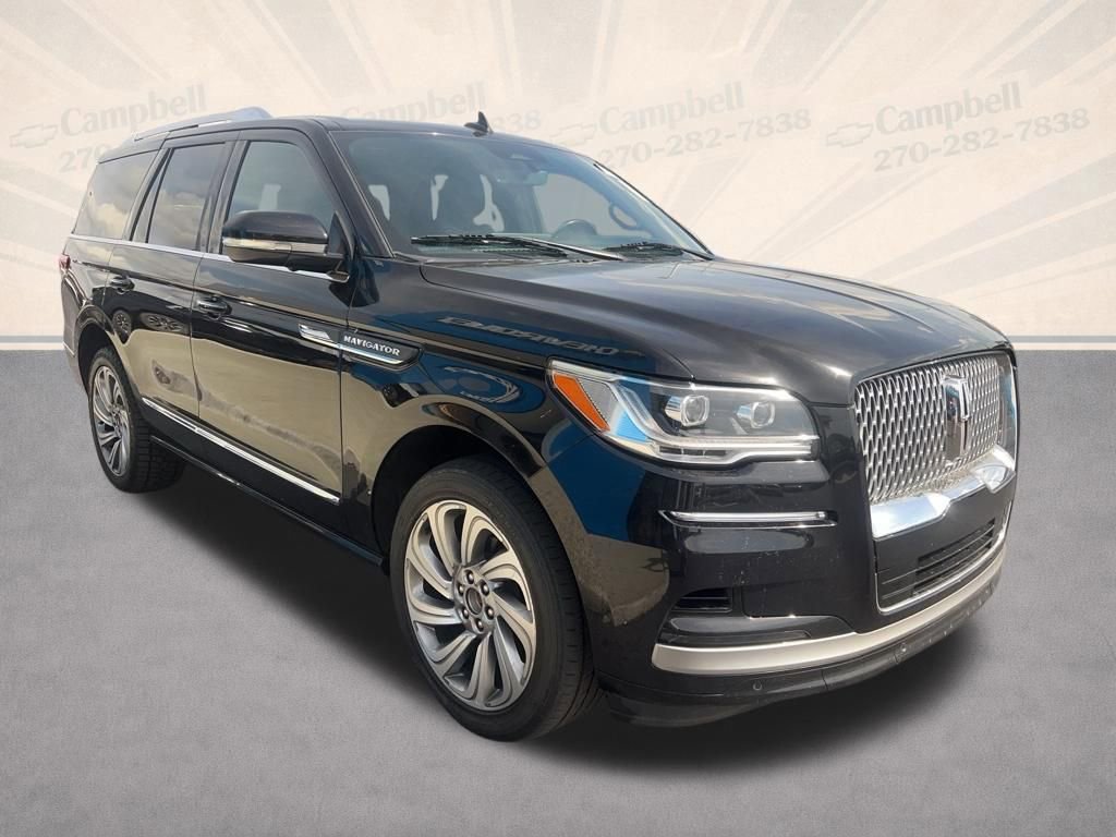 Used 2023 Lincoln Navigator Reserve AWD/4WD image 40