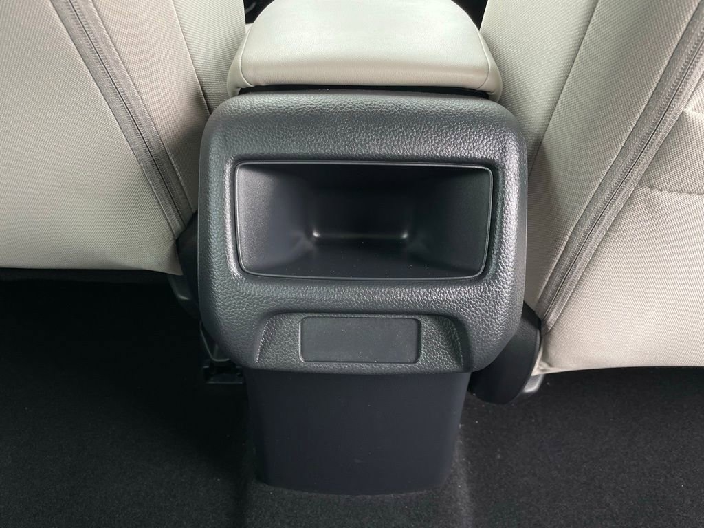 Certified 2025 Honda HR-V LX image 37