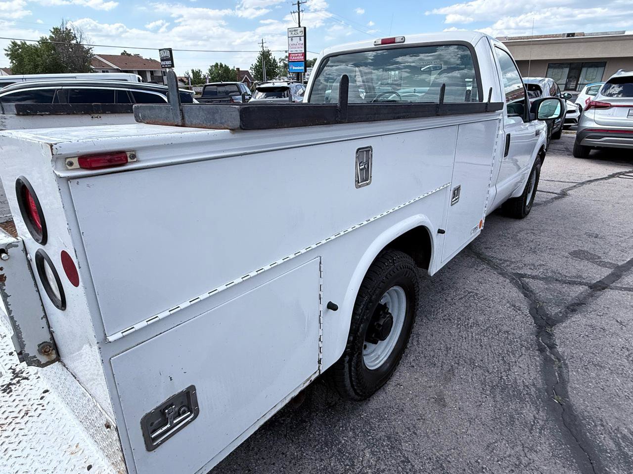 Used 2004 Ford F350 XLT RWD image 10
