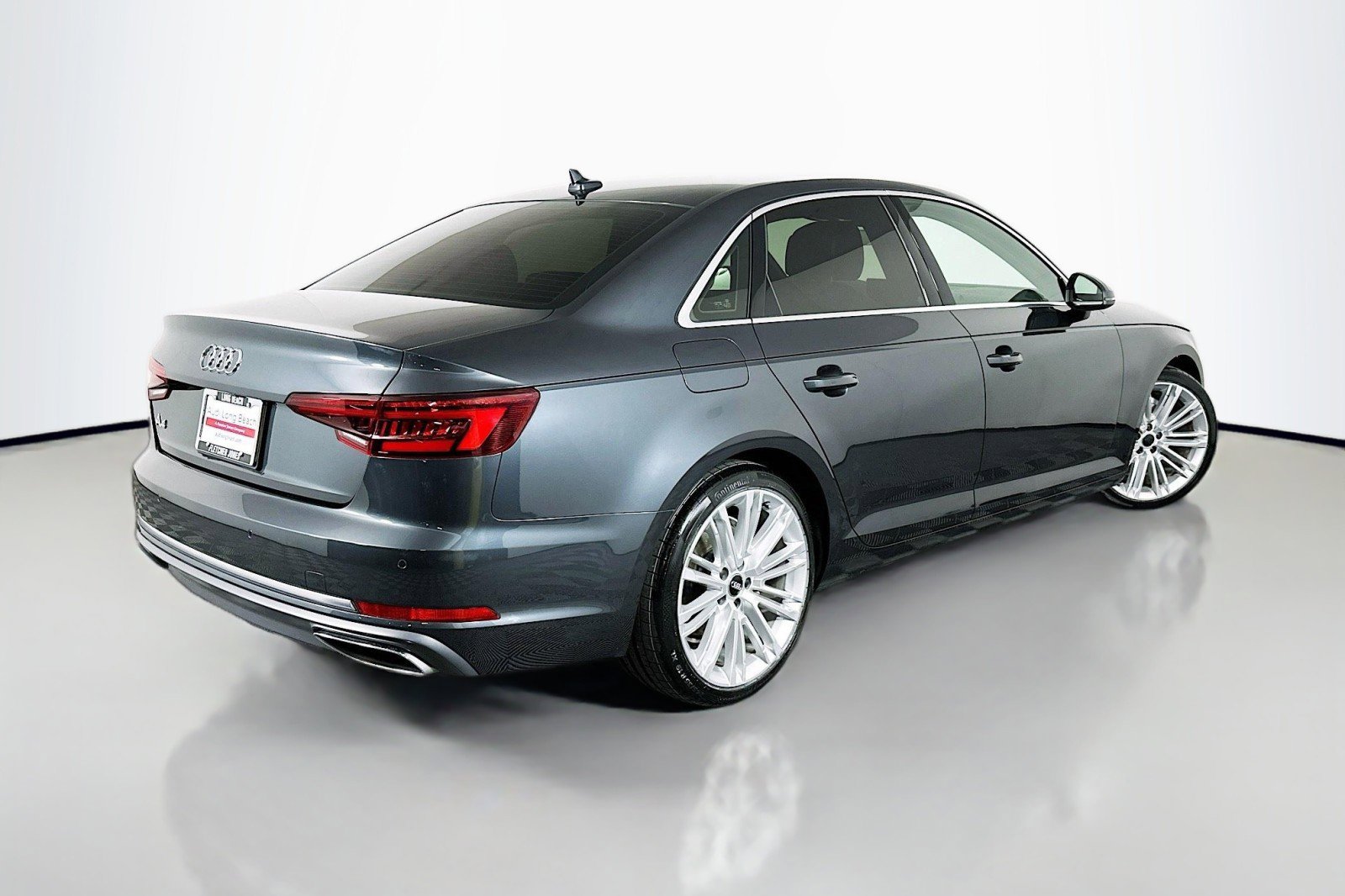 Used 2019 Audi A4 2.0T Premium Plus w/ Premium Plus Package FWD image 14