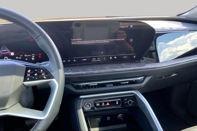 Certified 2025 Audi Q5 Premium w/ Convenience Package AWD/4WD image 6