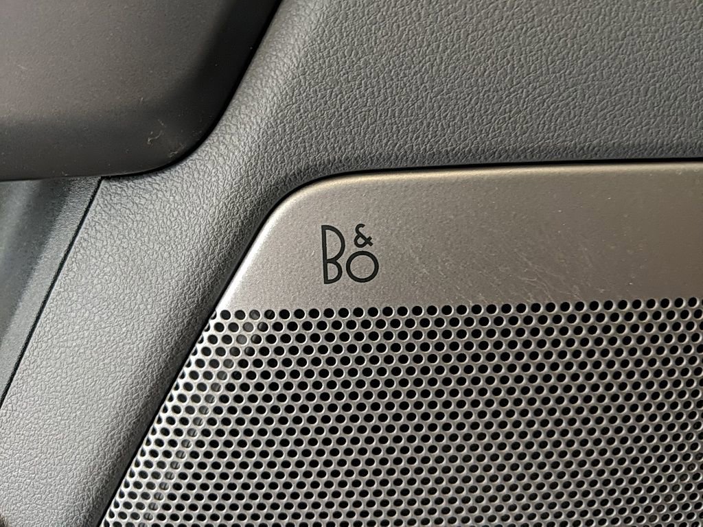 Used 2025 Ford F150 Lariat w/ Equipment Group 501A Mid image 16