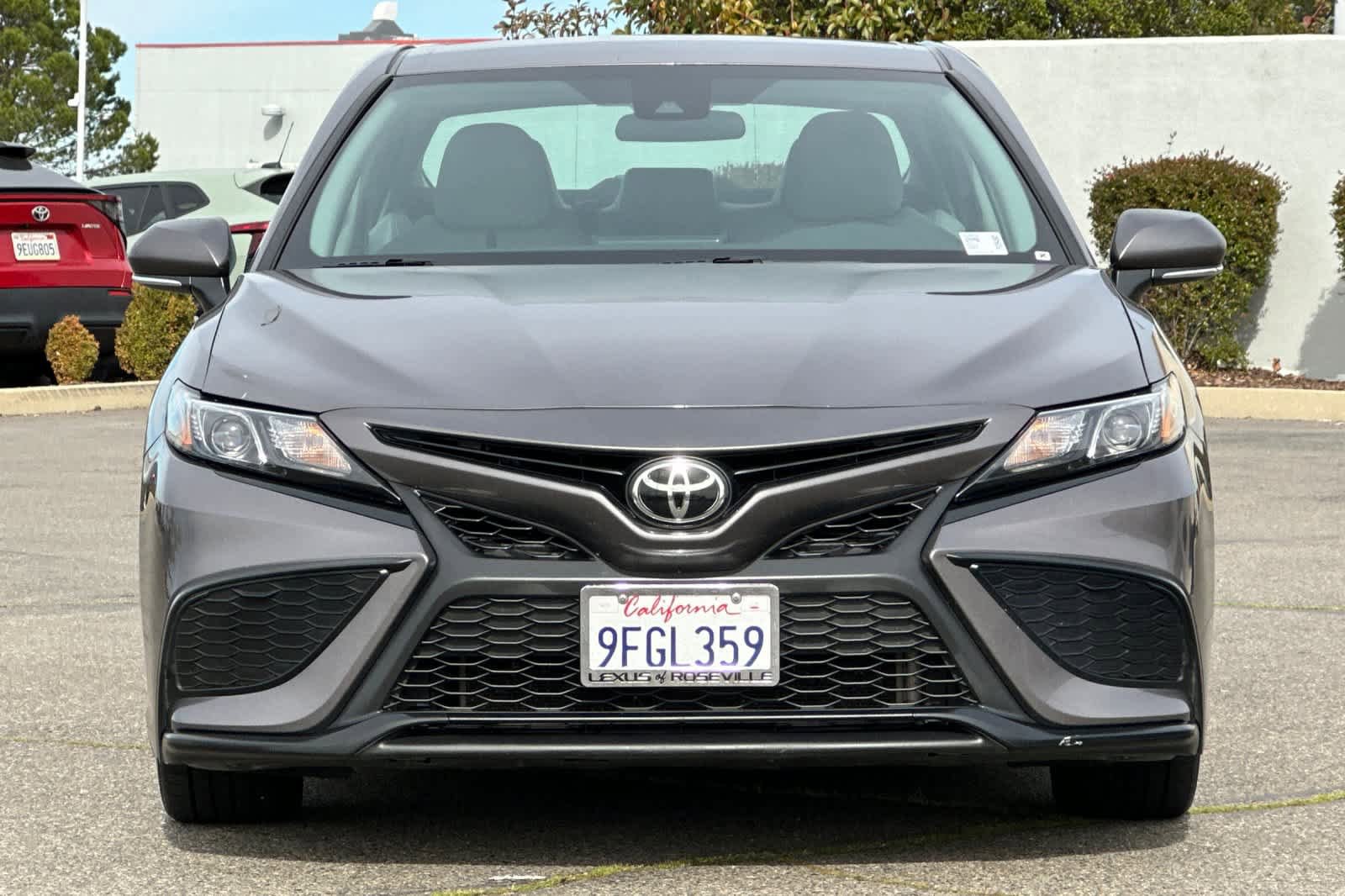 Used 2023 Toyota Camry SE image 10