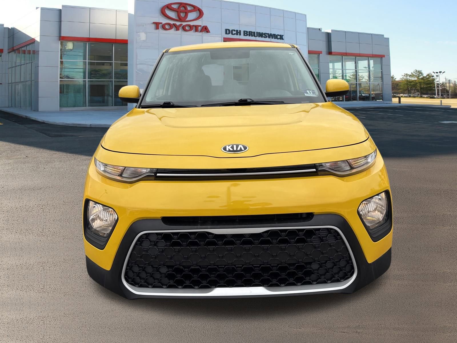 Used 2020 Kia Soul LX image 2