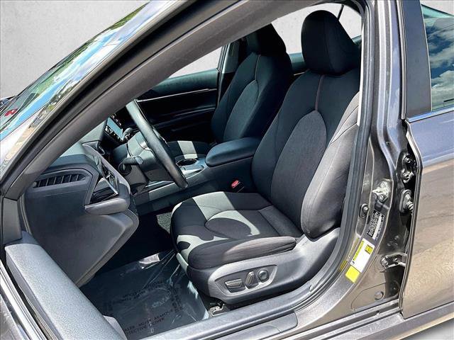 Used 2020 Toyota Camry LE FWD image 26