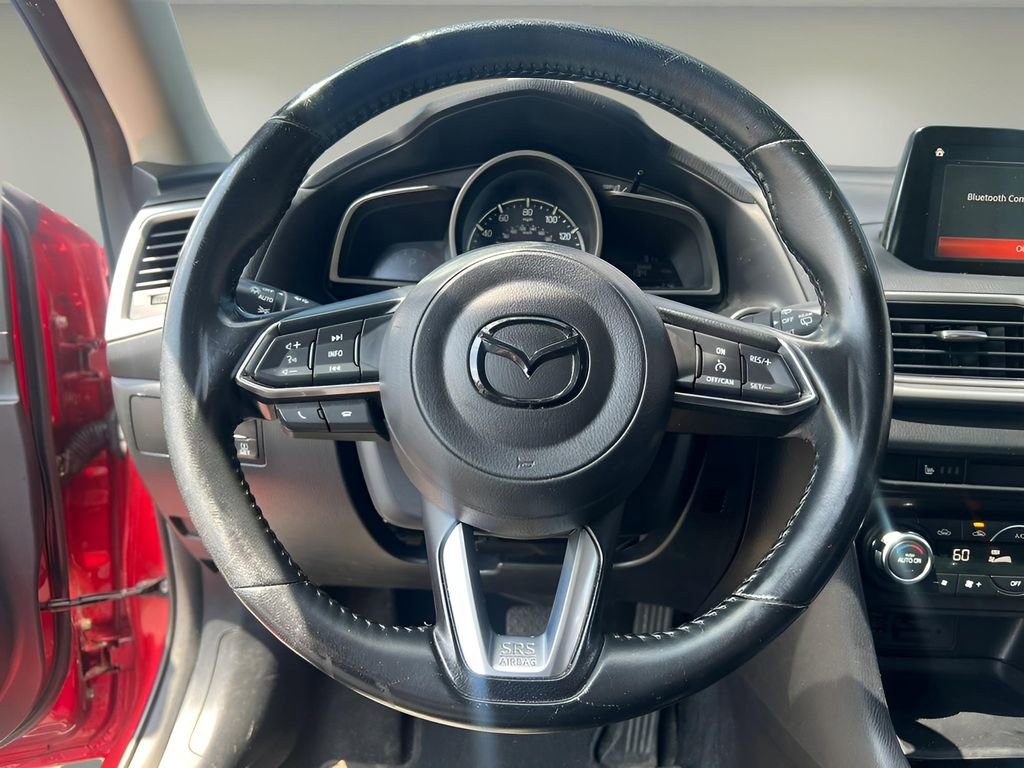 Used 2018 MAZDA MAZDA3 Touring image 17