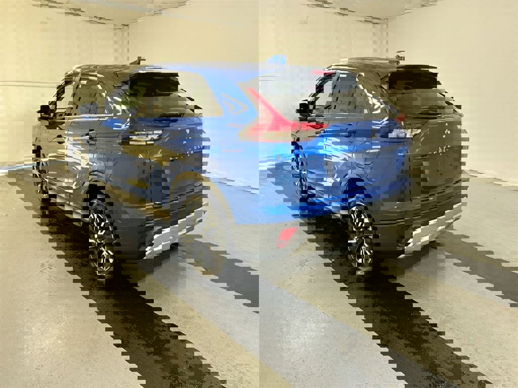 New 2026 Mitsubishi Eclipse Cross SE image 6