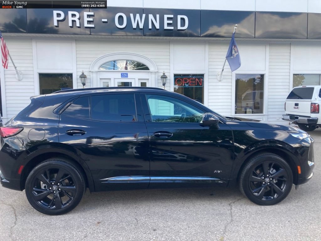 Used 2024 Buick Envision Sport Touring AWD/4WD image 4