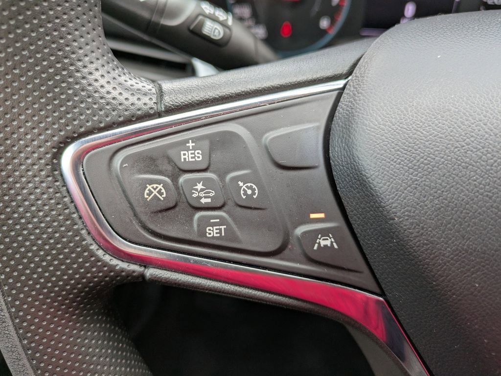 Used 2023 Chevrolet Malibu LT image 24