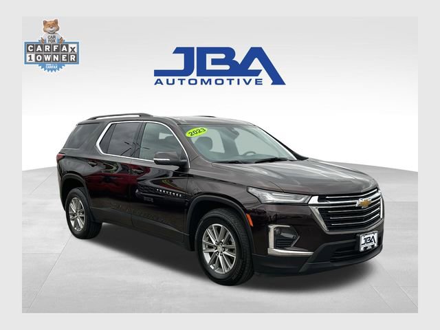 Used 2023 Chevrolet Traverse LT w/ Rear Camera Mirror Package