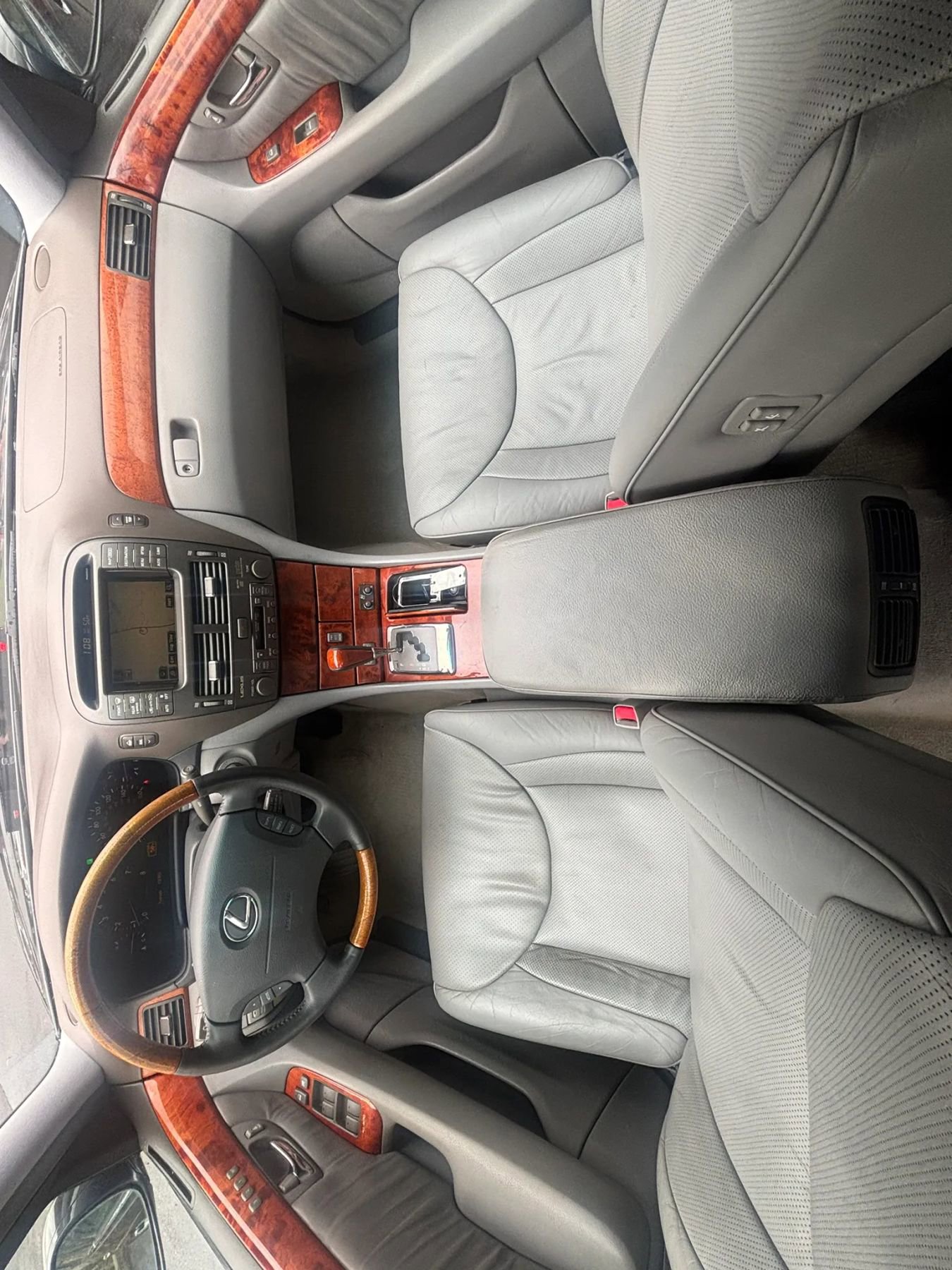 Used 2004 Lexus LS 430 RWD image 27